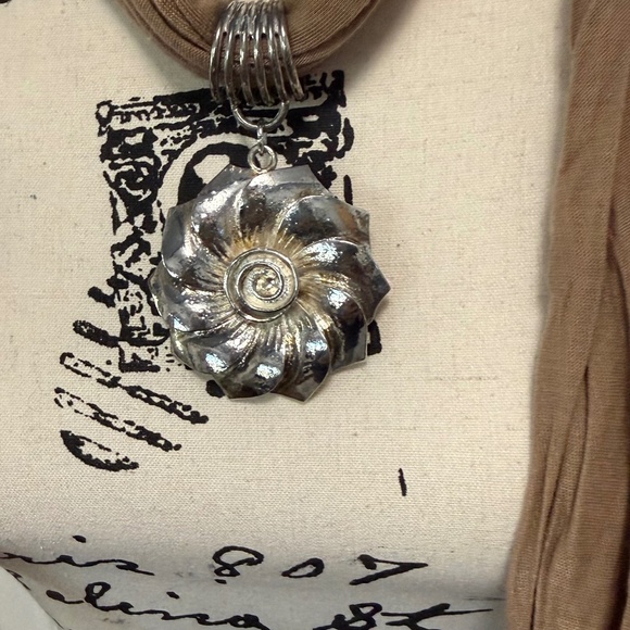 Tan woven scarf with silver toned accents - Picture 2 of 2